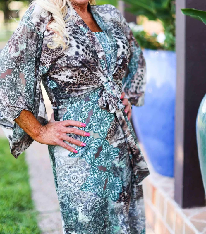 Comfortable yet stylish outfits for women on the go   Animal Medallion Kimono In Multi