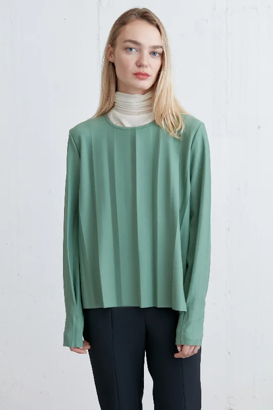 Trendy women’s clothing    PLEATED TOP