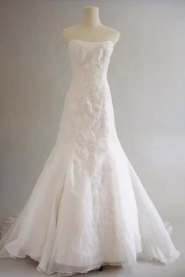 Dress to impress with elegant women’s wear   Marisa 737