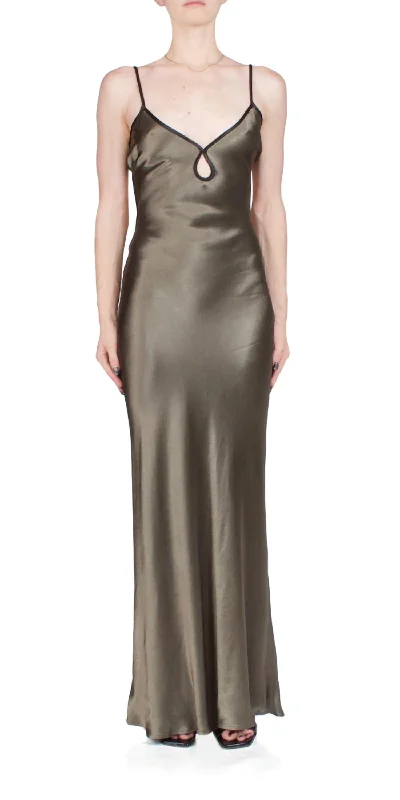    Bold and beautiful clothing for every woman   Cedar City Maxi Dress In Dark Willow/black