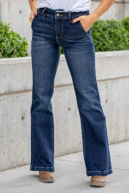 Trendy women’s clothing that suits every taste   Makayla Ultra High Rise Flare